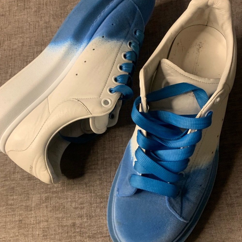 Authentic Alexander Mcqueen Spray Flocking Sneake… - image 3